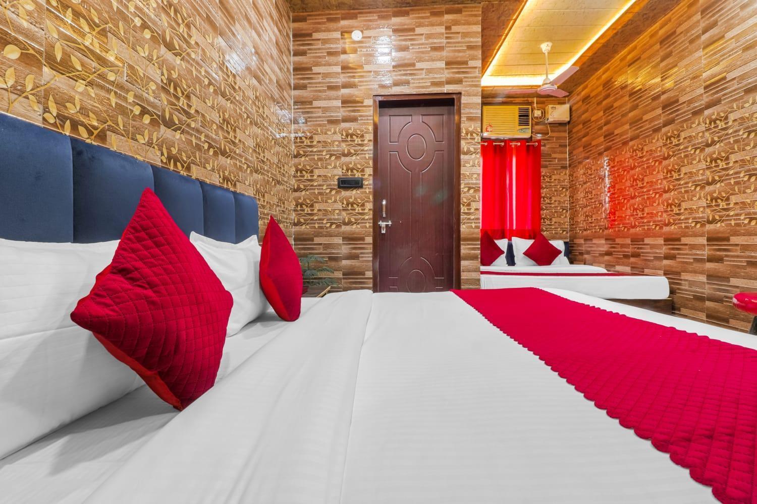 Hotel Krishna Priya หริทวาร ภายนอก รูปภาพ
